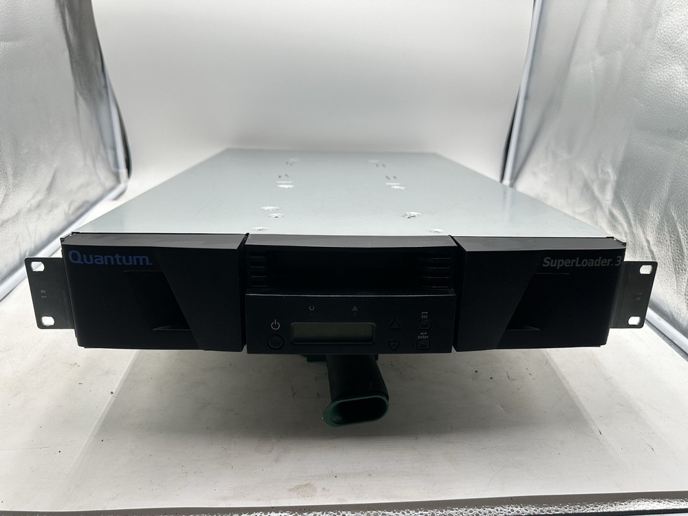 Quantum L700 Superloader 3 SCSI Tape Drive Library Auto Loader LTO-5