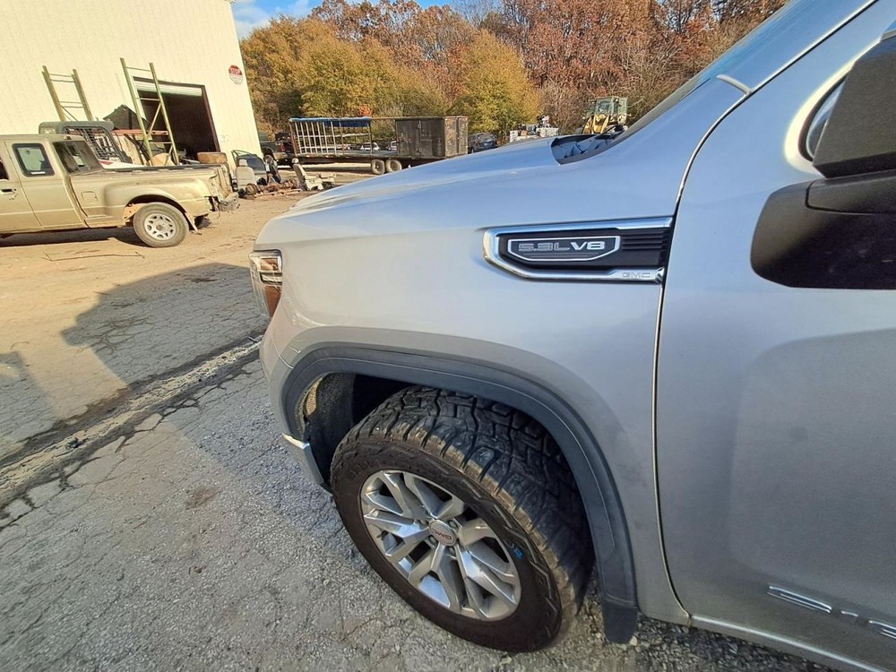 SIERRA150 2020 Glove Box 4870786