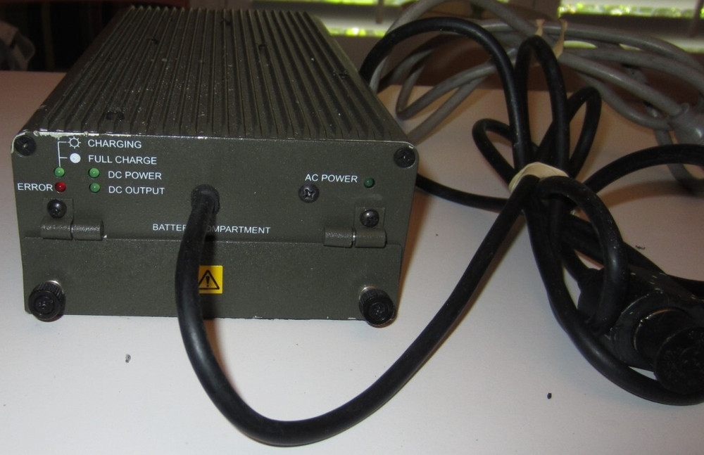 UNKNOWN BATTERY CHARGER POSSIBLE AIRCRAFT RELATED TURNS ON WORKING