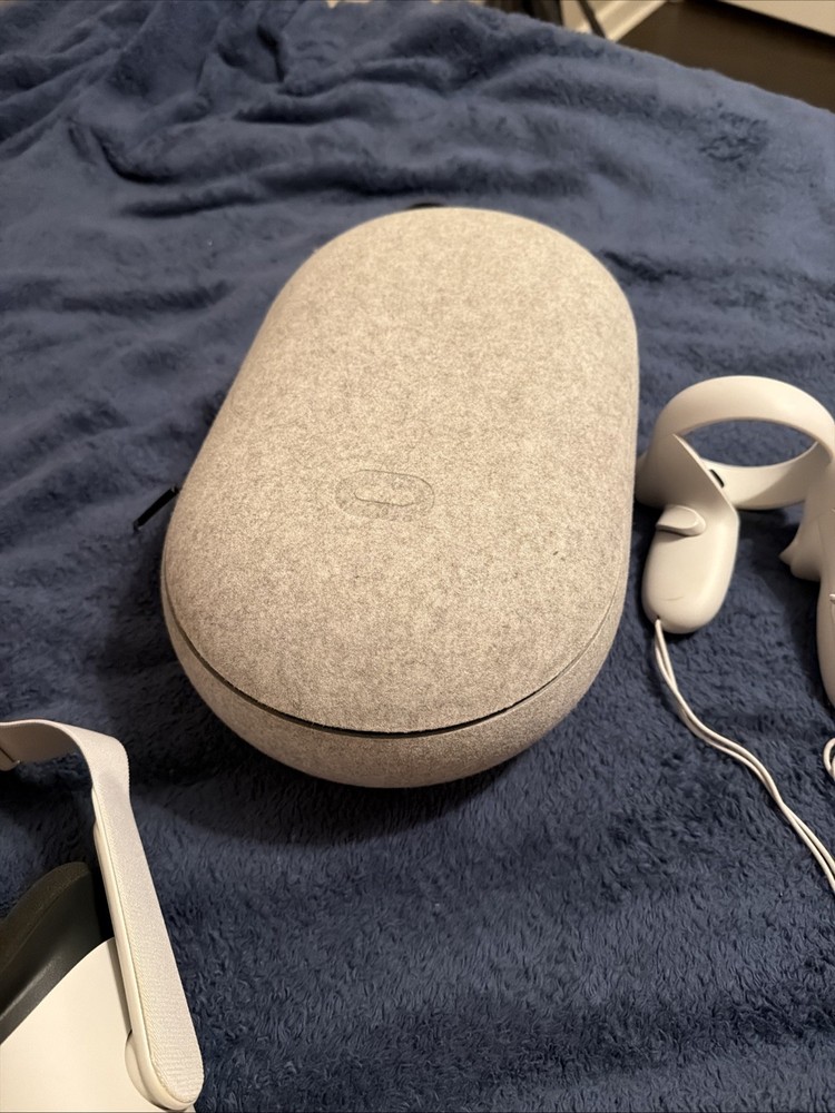 OCULUS QUEST 2 VR HEADSET 128GB MINT