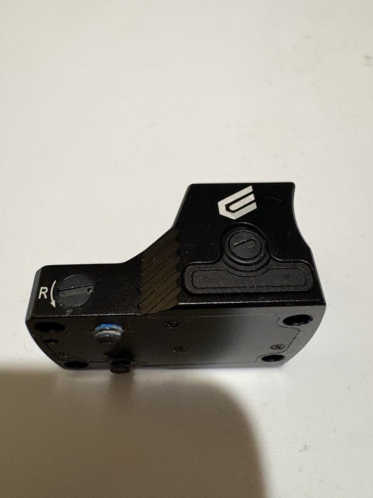 Cyelee Cat Pro Red Dot