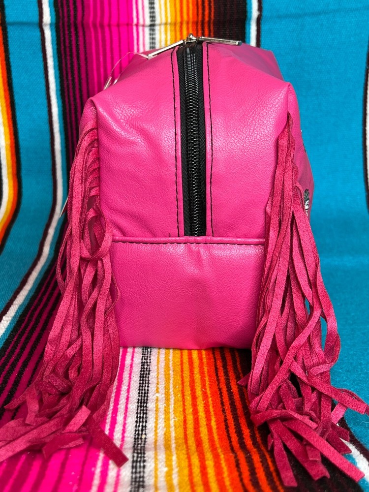 CONCHO ~ MAKEUP/TOILETRY ~ BAG