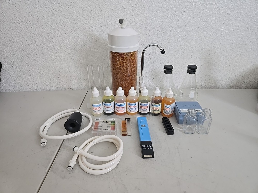 Hach  Test Kit Pool Water Chlorine