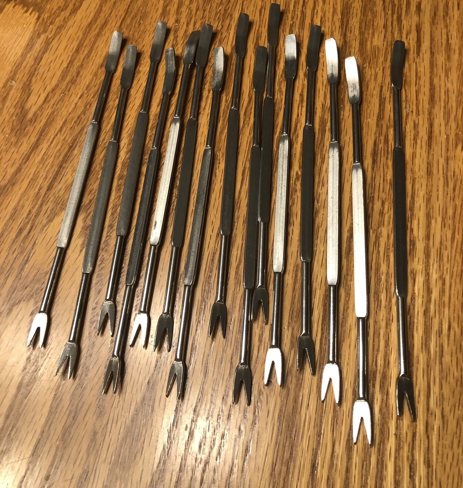 Artcome 15 Pieces Seafood Lobster Fork Tools Set