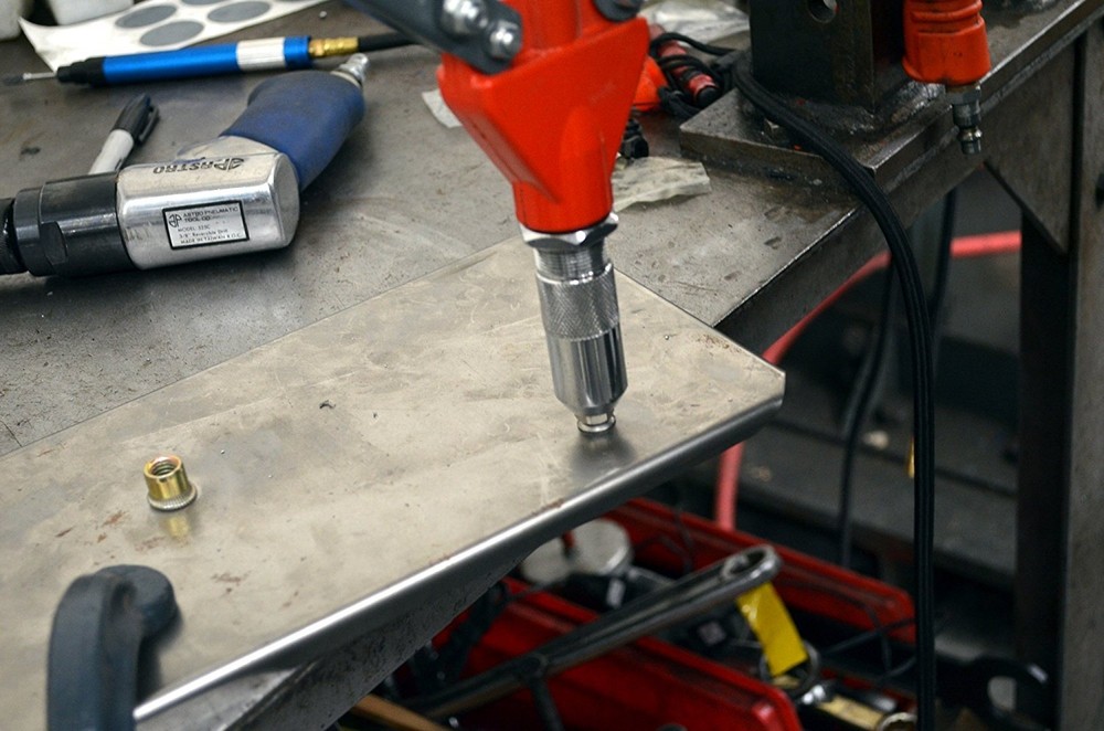 Astro Pneumatic Tools Pop Riveter Spacer Gun Tool Riveting Machine Set