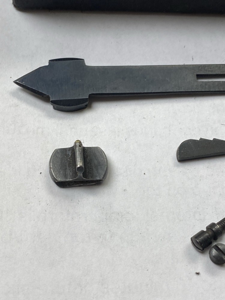 Vintage Lyman Sight Box With Extras