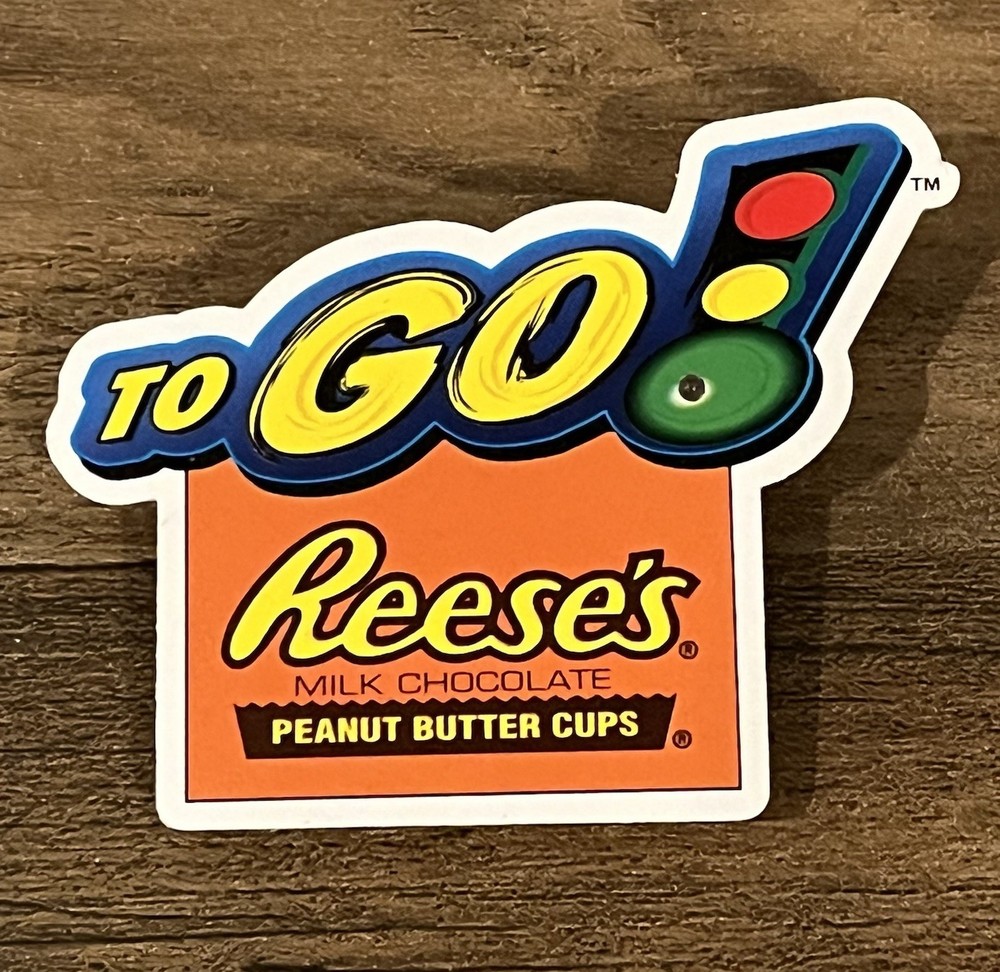 Hershey’s Reese’s TO GO Advertising Blinking Lapel Pin Works