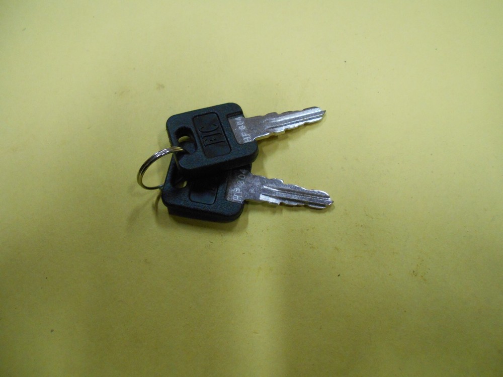 *SET OF TWO REPLACEMENT RV FIC KEYS CODE HF 304 DOOR LOCK FREE SHIP