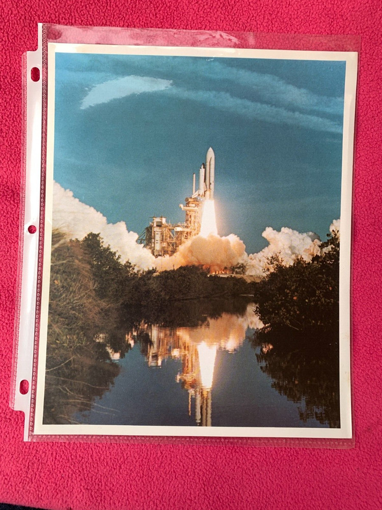 NASA real PHOTO space SPACECRAFT launch SHUTTLE rocket JET ENGINE color