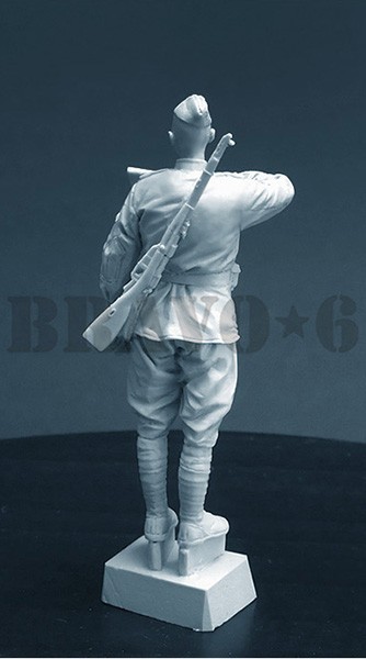 BRAVO *6 35152 WORLD WAR II RED ARMY TRAFFIC CONTROLLER 1:35