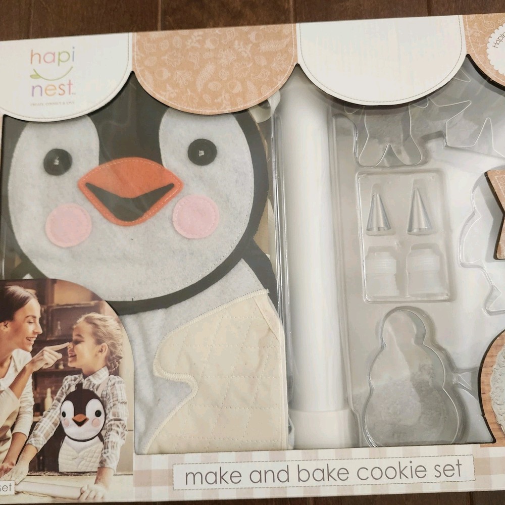 Hapinest Penguin Children's Baking Set