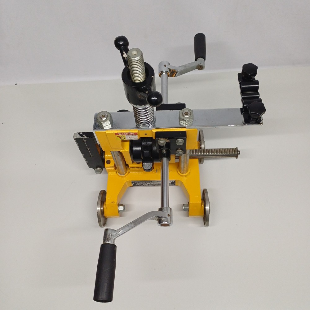 NEW PORTABLE PIPE CUTTING MACHINE 05012010