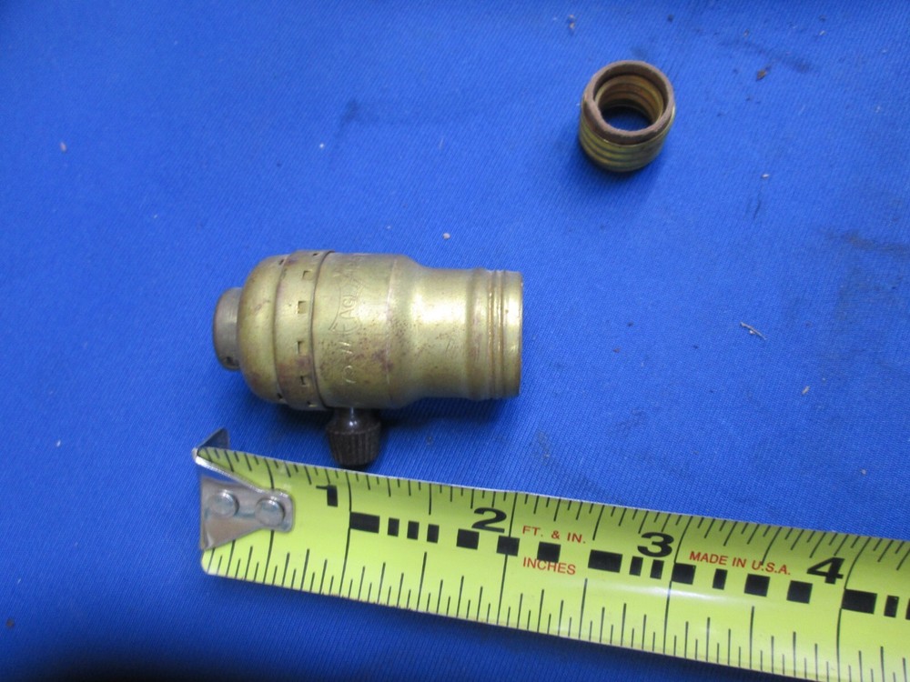 Eagle Brass Keyed Lamp Socket for E17 base bulbs with A E12 Base Adapter