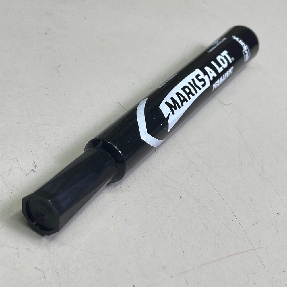 AVERY (2-PACK) Marks A Lot Permanent Markers Chisel Dozen Black 08888