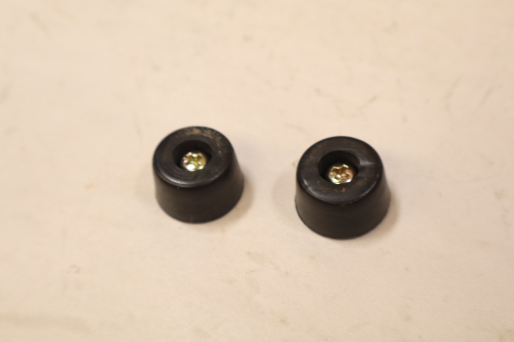 Icom Ic-r71e hf receiver part Feet w/ Screws Bottom