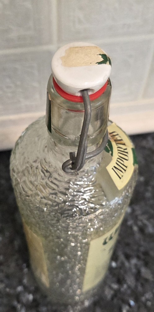 Vintage~Wintergarten Apple Schnapps~Empty Bottle~750ml