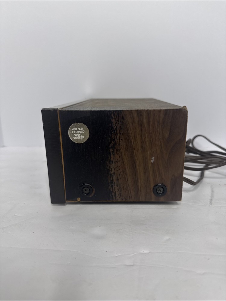 Realistic Stereo Frequency Equalizer 31-1987 Vintage Woodgrain EQ Unit Untested