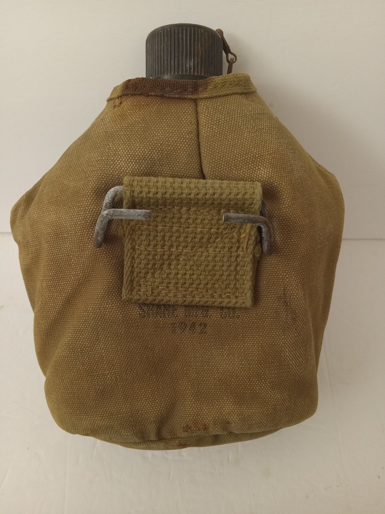 U. S Army Canteen W / Cover