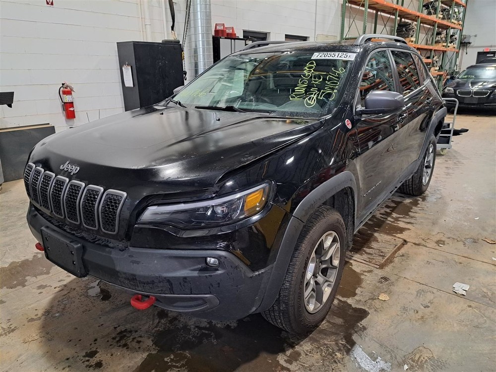 2019 Cherokee Camera/Projector Sku#4270632