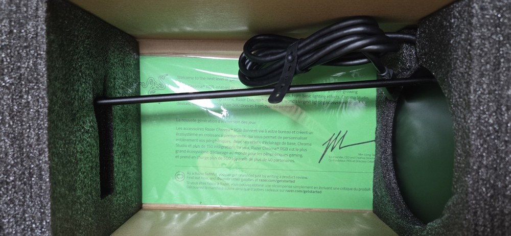 Razer Base Station Chroma V2 **Open Box**