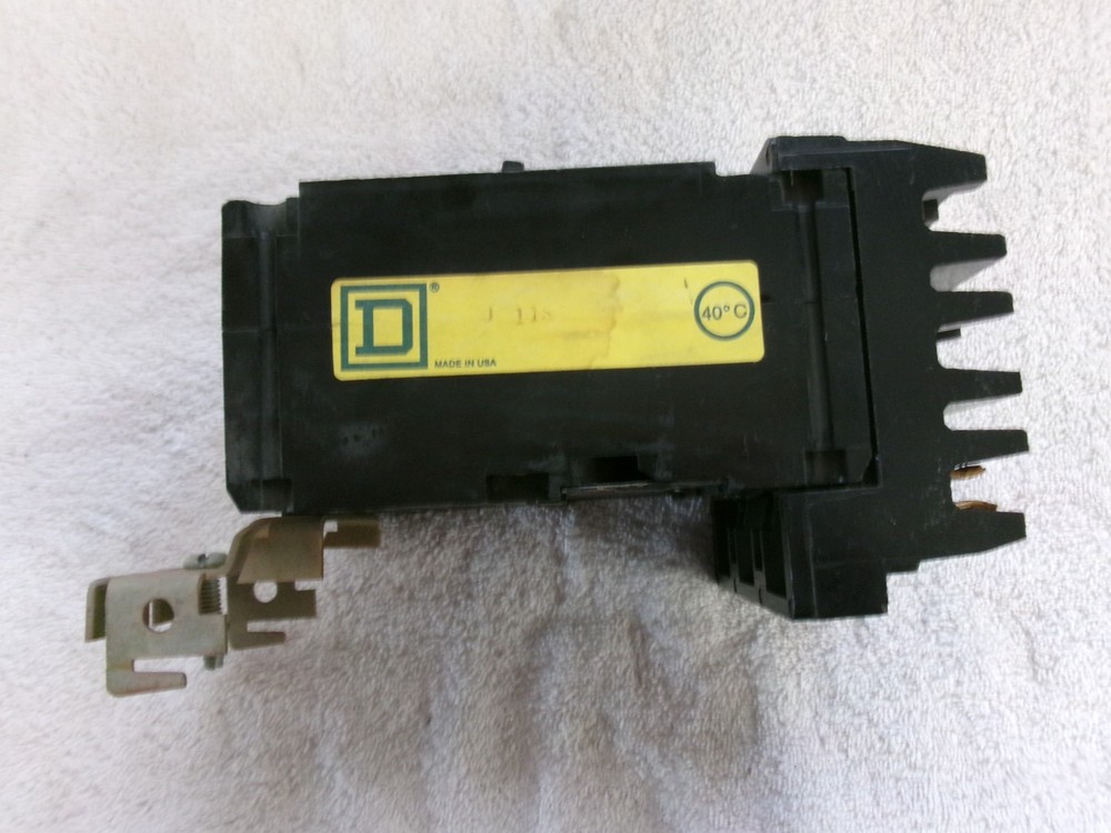 Square D Molded Case Circuit Breaker 20A 3 Pole FA36020