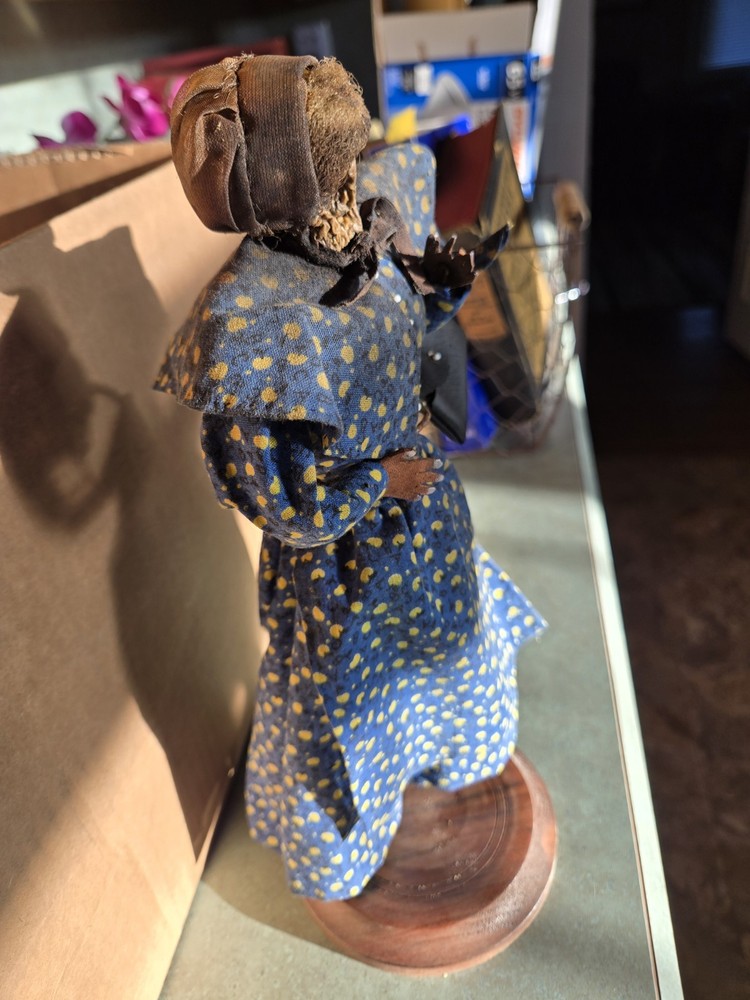 Primitive Dried Apple Face Doll