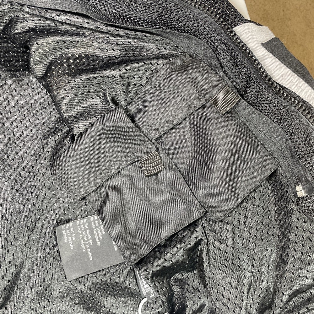 Tour Master Draft Motorcycle Jacket Men's Small Black Mesh Padded Armor Size 40