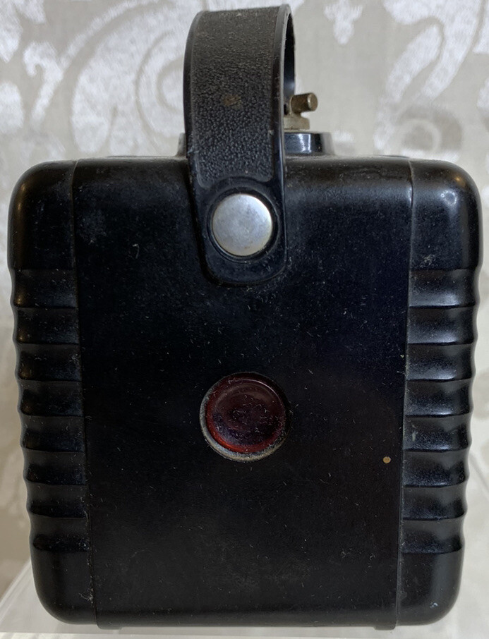 Kodak Brownie Hawkeye Flash Model Camera Untested E41