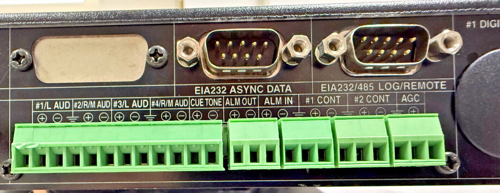 STANDARD DSR 7100 Professional Satellite Receiver, DIGICIPHER, Very Low Hours