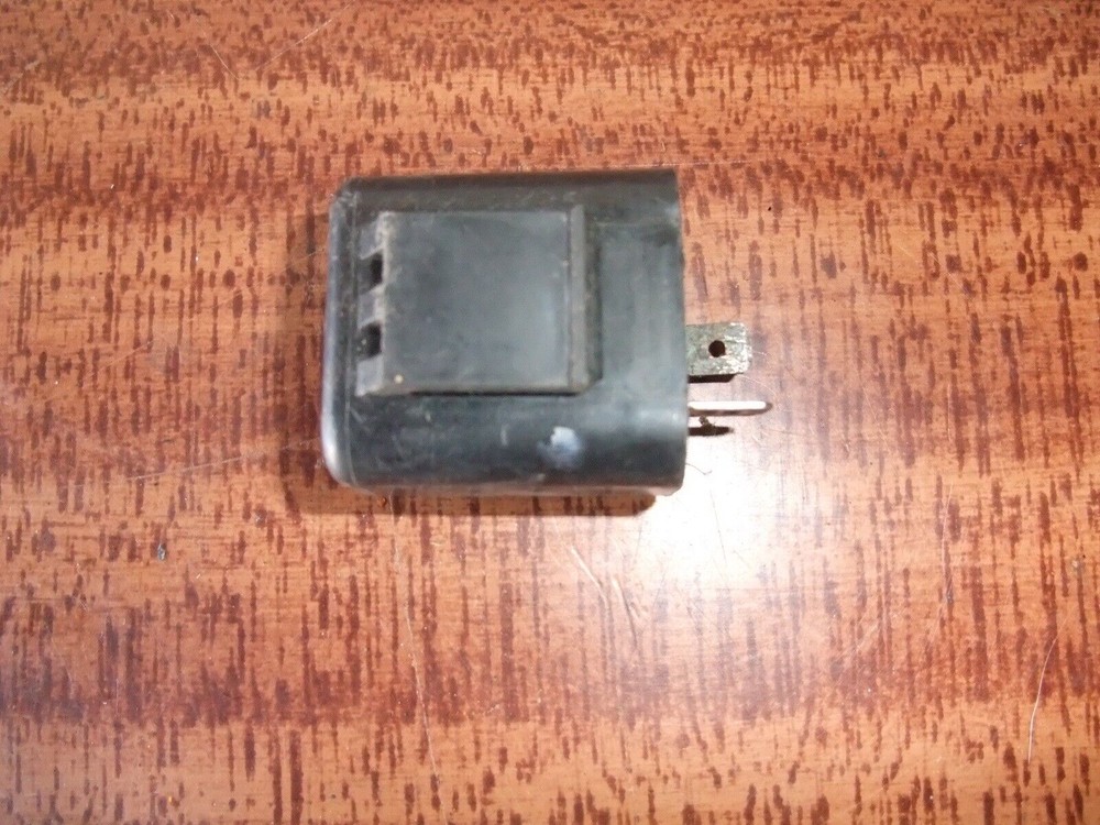 SUZUKI GS450E GS 450 E INDICATOR FLASHER RELAY OEM