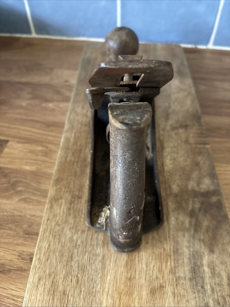 Record No 04 Carpenters Plane - Please Read - (Lot1)B3)