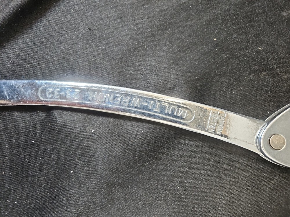7/8" - 1 1/4" Heavy Duty Multi-Wrench - 23-32 mm - GUC Socket Adjustable