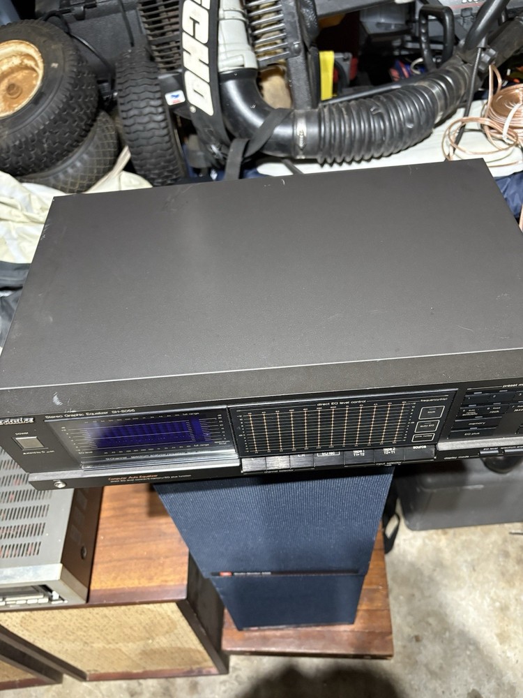 TECHICS graphic equalizer model number SH 8066