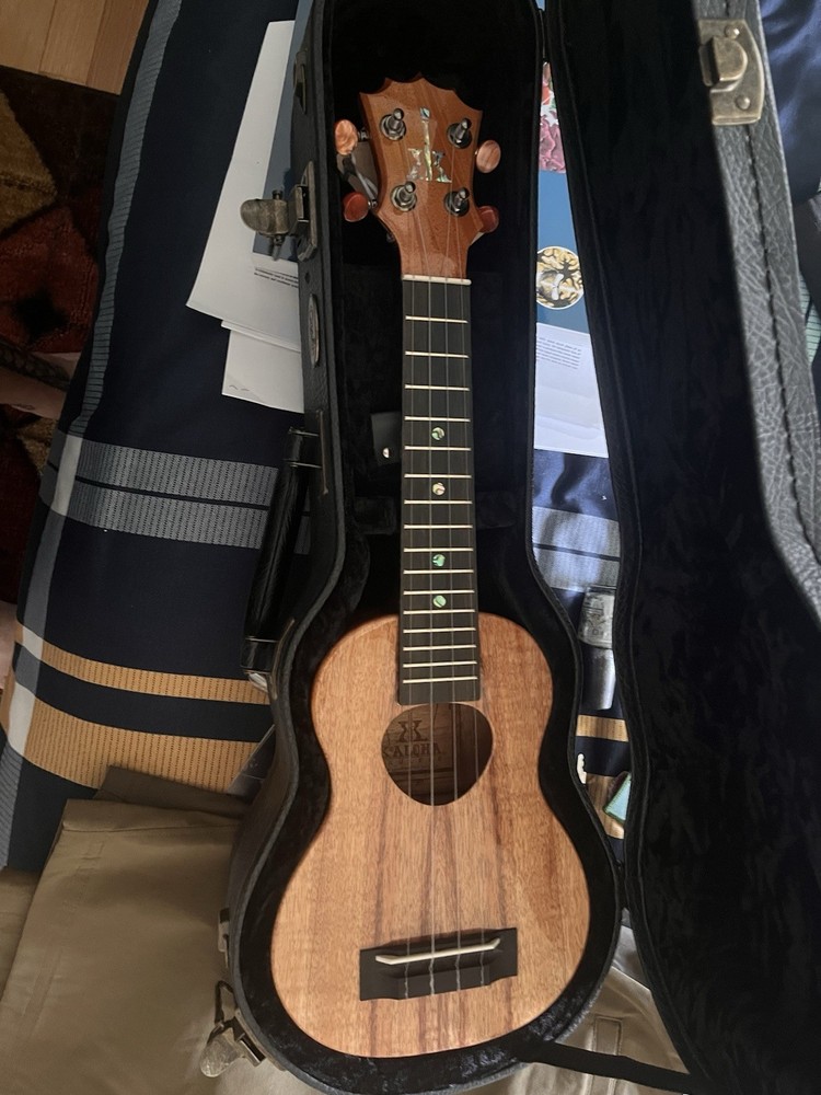 KoAloha Koa Gloss Soprano Ukulele