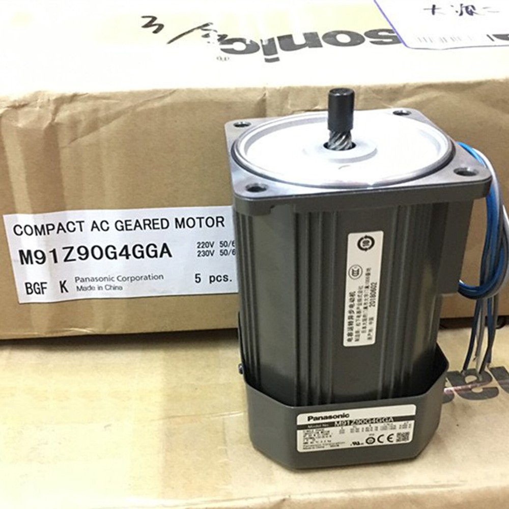 1PC Panasonic M91Z90G4GGA Compact AC Geared Motor New Expedited Shipping