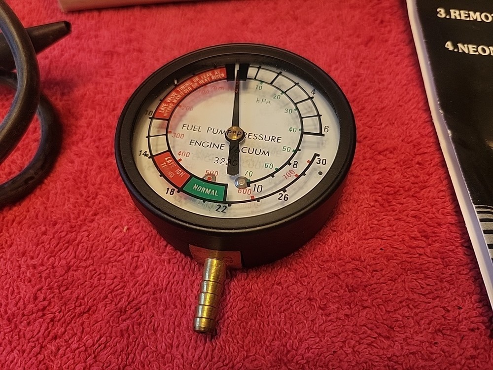 VACUUM/FUEL PUMP TESTER MODEL 744