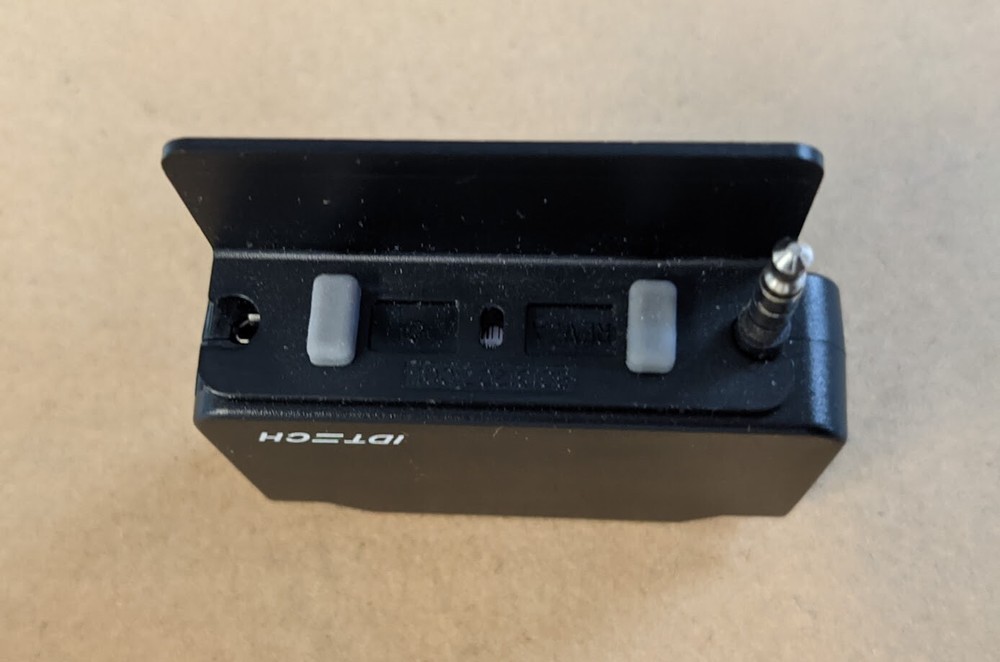 IDTECH: Unipay - Card / Magnetic Strip Reader - IDMR-AJ80133