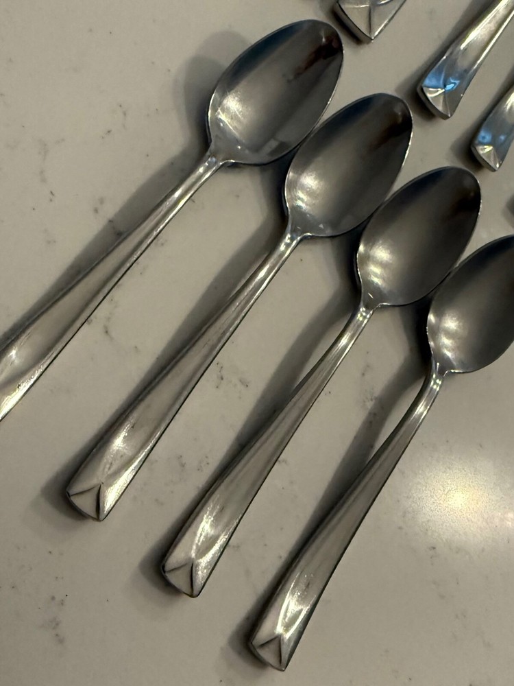 Oneida Lincoln Stainless Flatware 13 PC