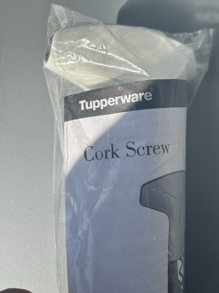 Tupperware Corkscrew- Black & White - New in pkg