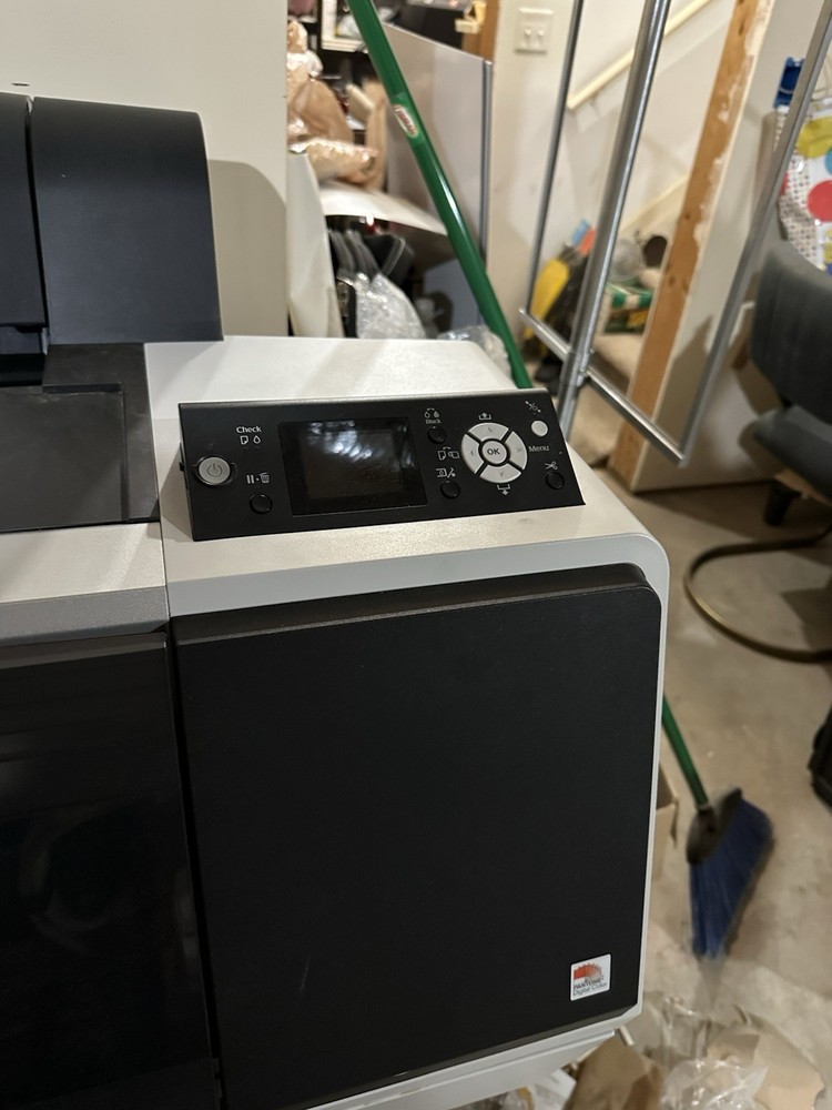 Epson Stylus Pro 9900 Wide Format Inkjet Printer Large Format Plotter