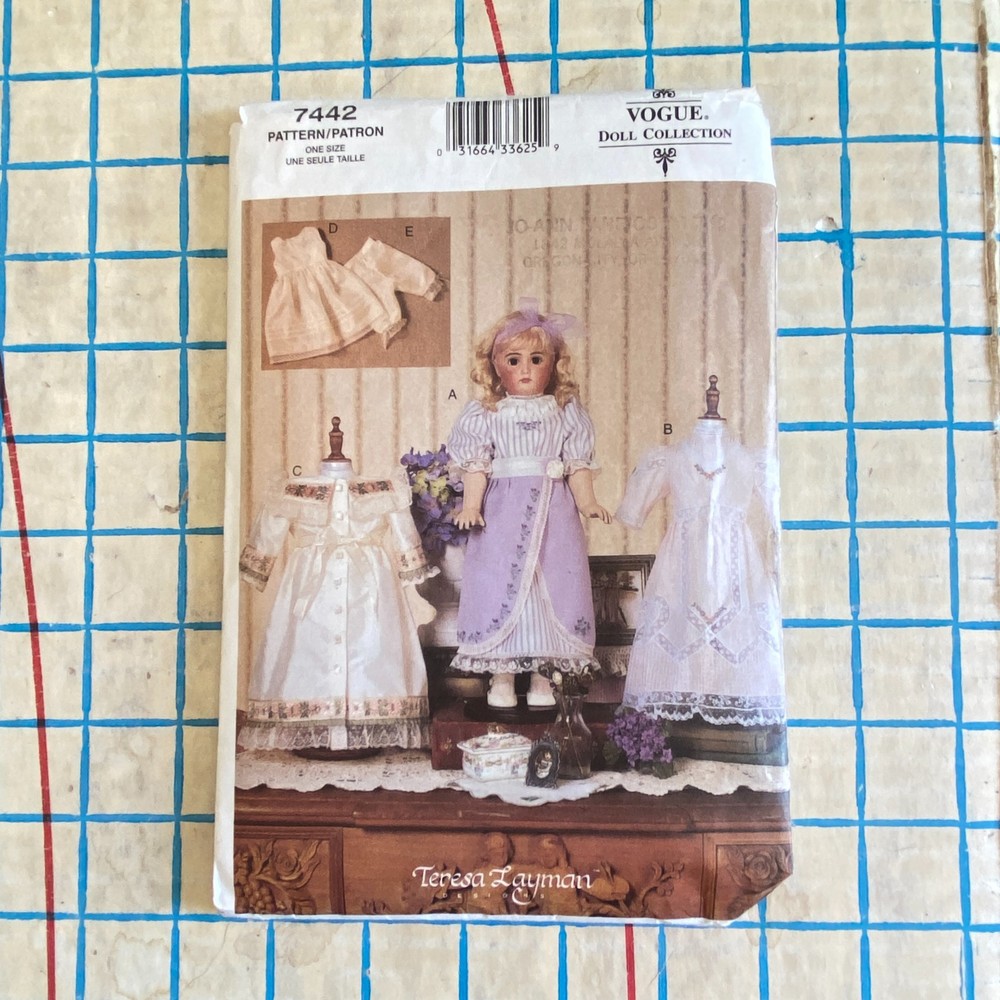 Uncut Pattern Dresses Pattern for 18" Doll Vogue 7442