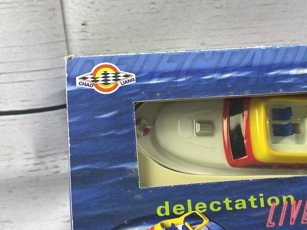 Vintage Speed Boat Powered 1:64 Scale Workmanship Full Function Radio Control