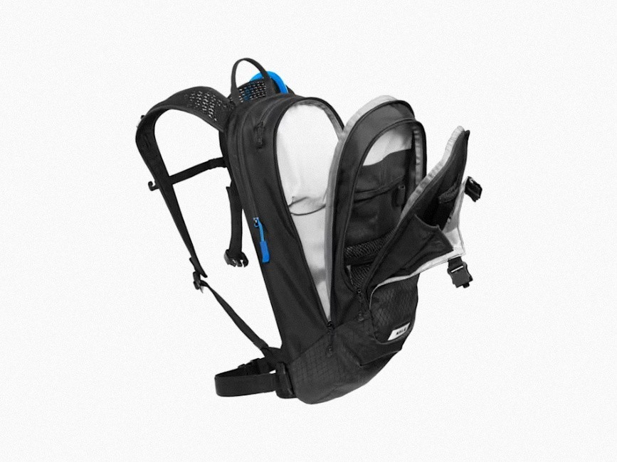 Camelbak M.u.l.e 12 100oz Hydration Pack Black/White 9L