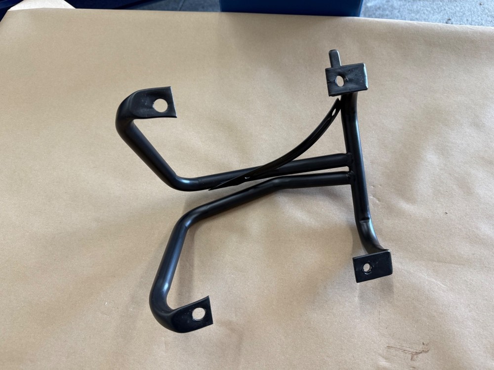 1999-2004 Ford F-150 SVT Lightning Steering Column Support Bracket - OEM
