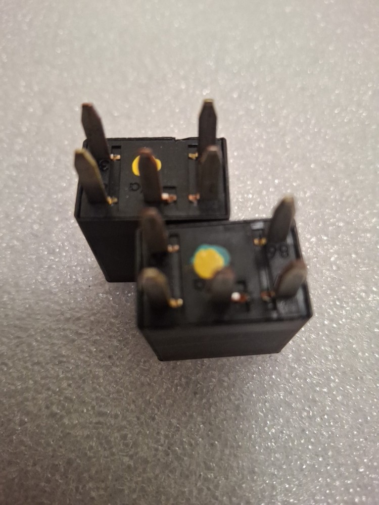 2X GM OEM 13500126 *8386* RELAY **TESTED**