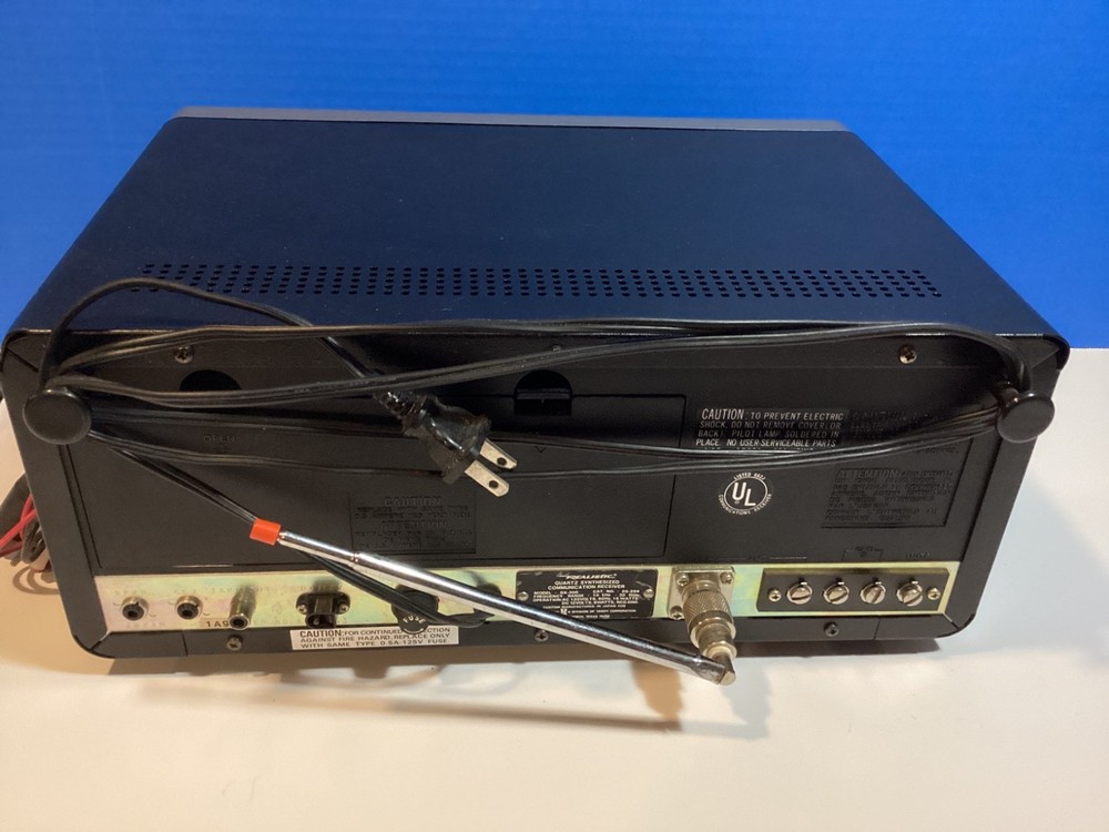 Realistic DX-300 Quartz Communication Base Station Ham RadioReceiver Untested