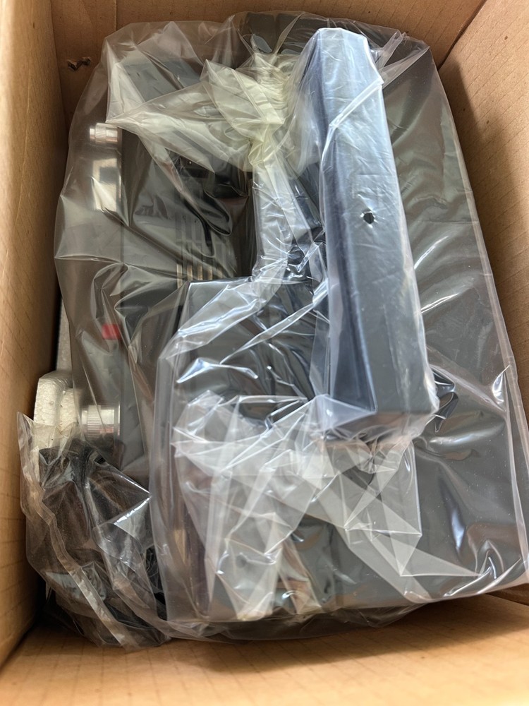 Elmo K100SM projector - Original Box, Never used