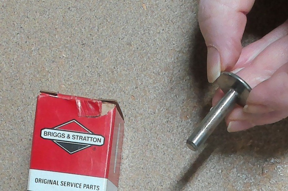691762 Briggs & Stratton Valve Tappet *see description*
