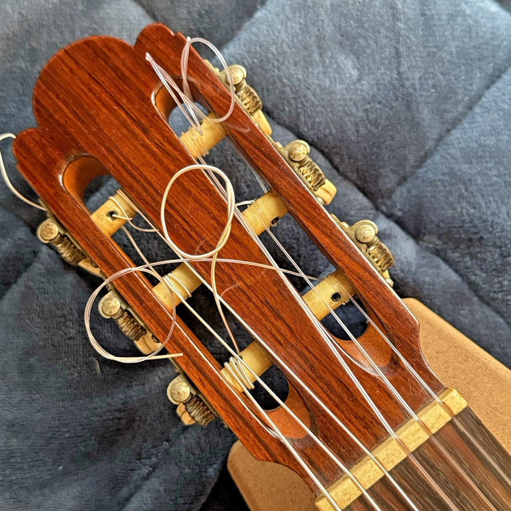 1966 Osamu Tomita All-Solid Classical Guitar