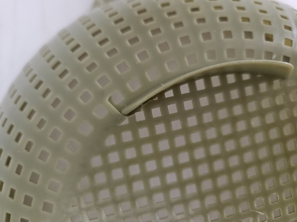 Vintage 1970's Avocado/Olive Green Colander Plastic Strainer Unknown Maker